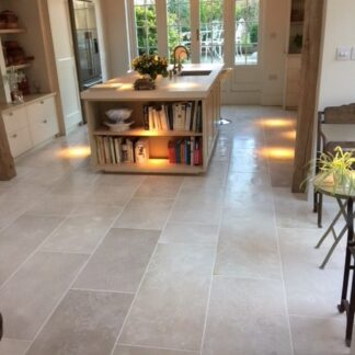 Verona-Anticato-free-lengths-x-400-3